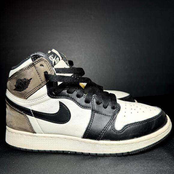 Jordan Other - Size 6 - Nike Air Jordan 1 Retro High OG GS Dark Mocha Men's Shoes